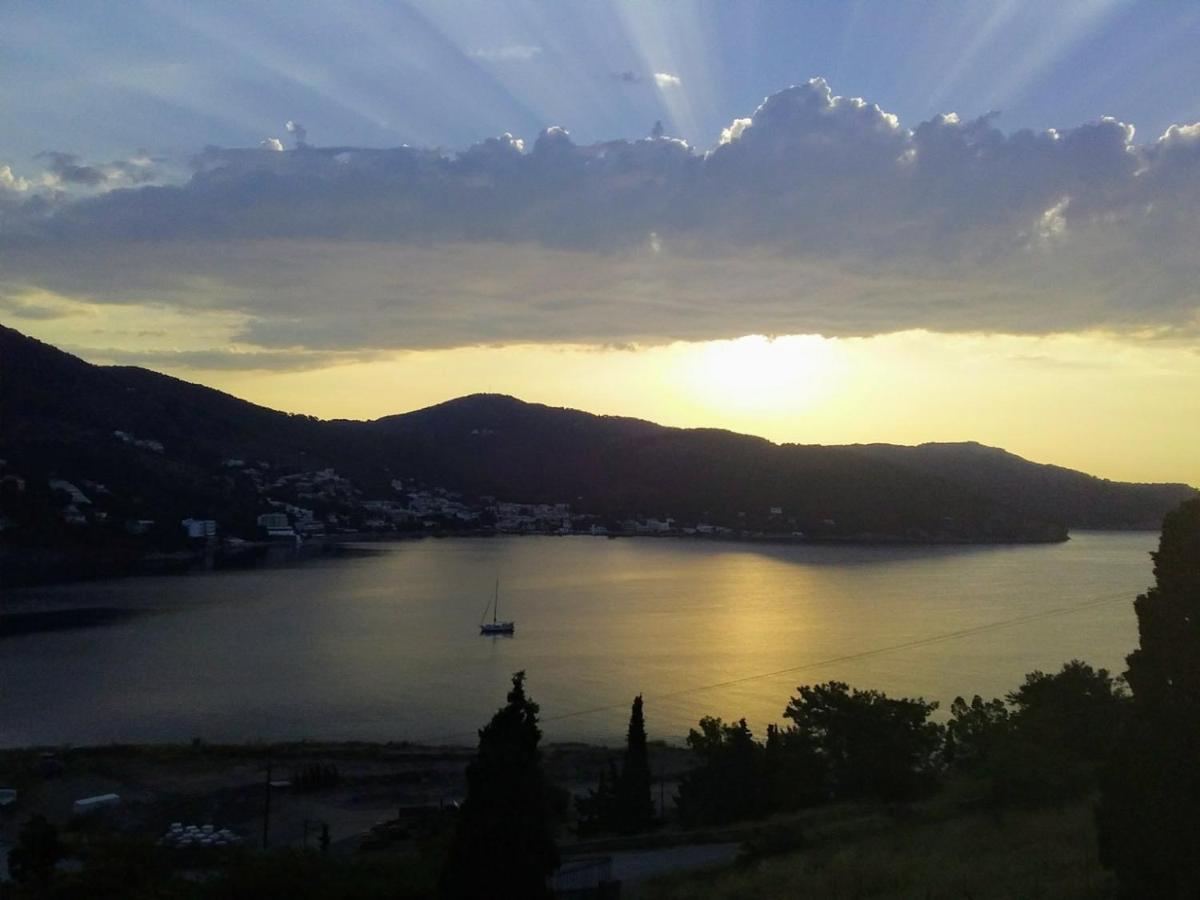 فيلا Sunrise View House Poros Town المظهر الخارجي الصورة